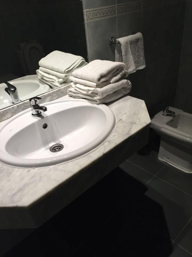 Hotel Lisboa Castrillo de la Guarena Bagian luar foto